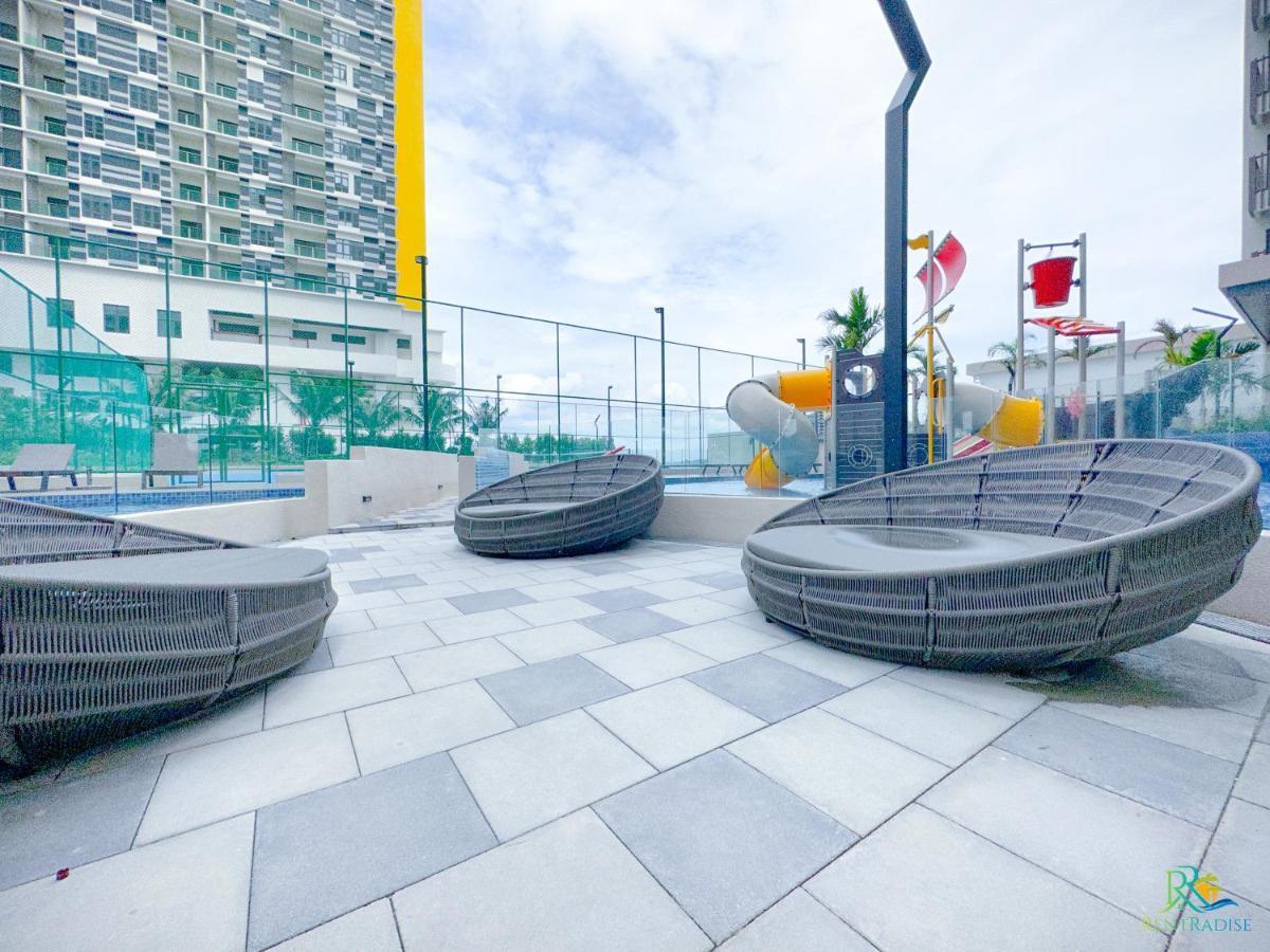 Bali Sea View Residences Melaka At Stayrene מראה חיצוני תמונה